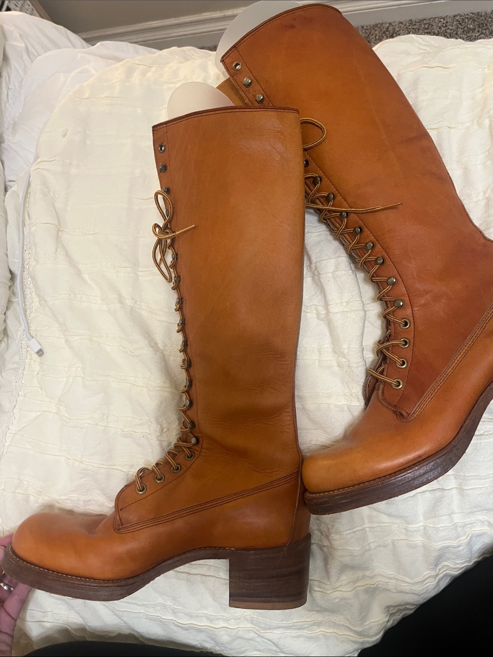 VINTAGE FRYE LACE UP BOOTS - Picture 2 of 5